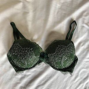 ✨VICTORIA’S SECRET push-up BRA✨